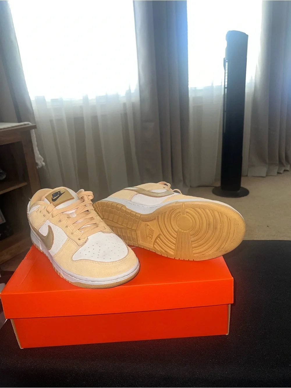 Nike Low-Top Sneakers in Cream & White with Navy Logo